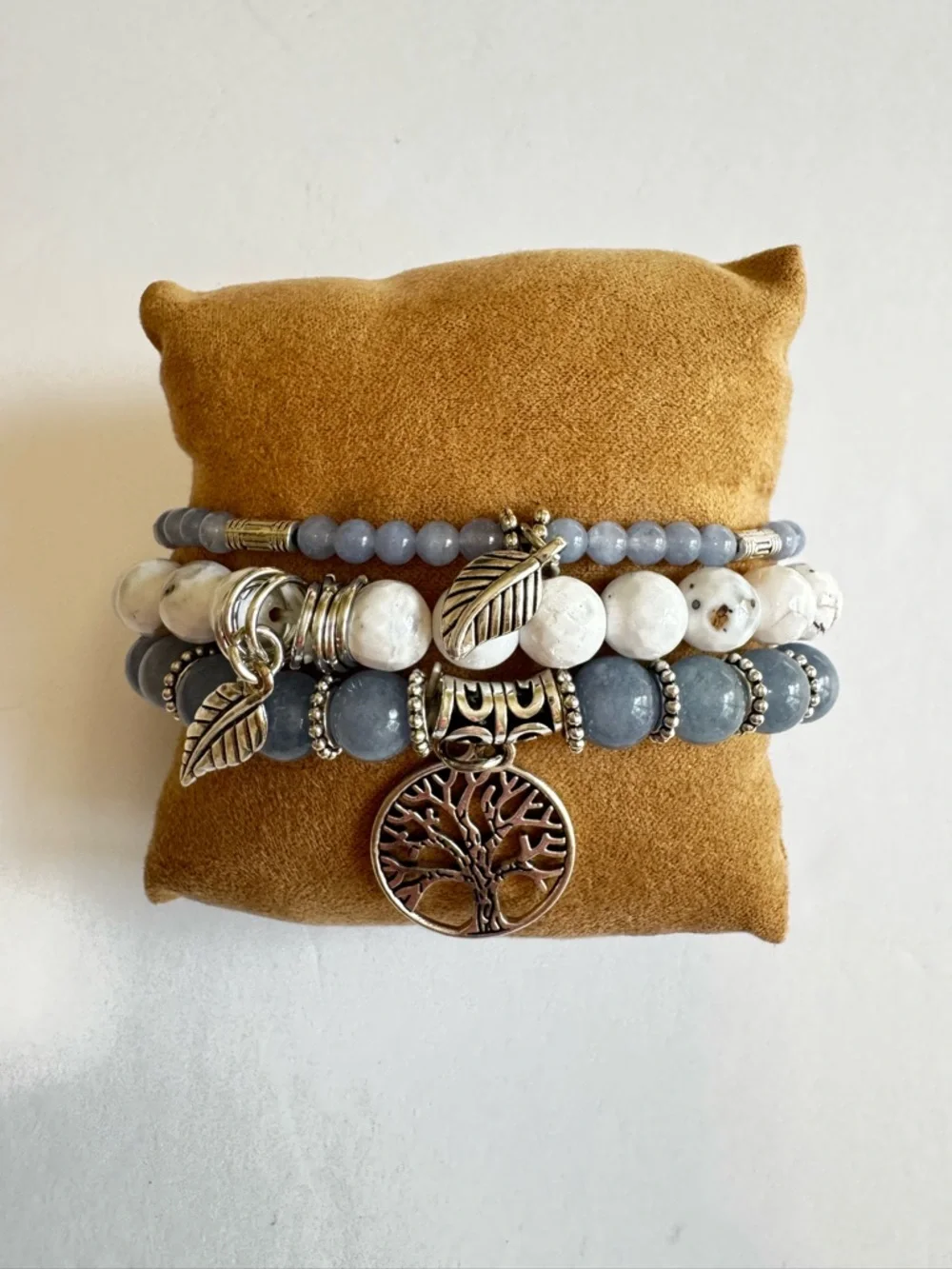 Jardme Handmade Tree of Life Stretch Bracelet Set Blue White Boho Gift Box - Picture 13 of 17